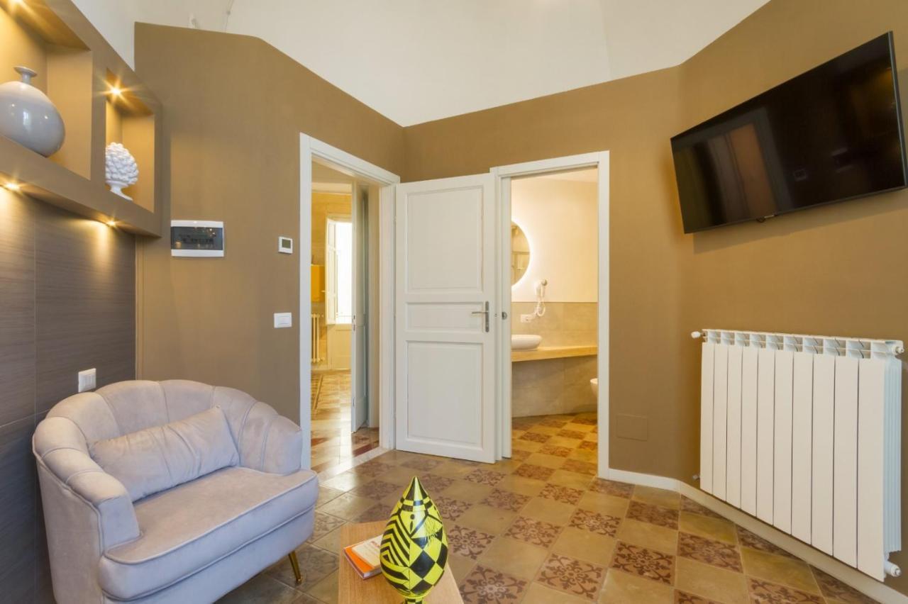 Bed and Breakfast ReLuxe Private Wellness Lecce Esterno foto