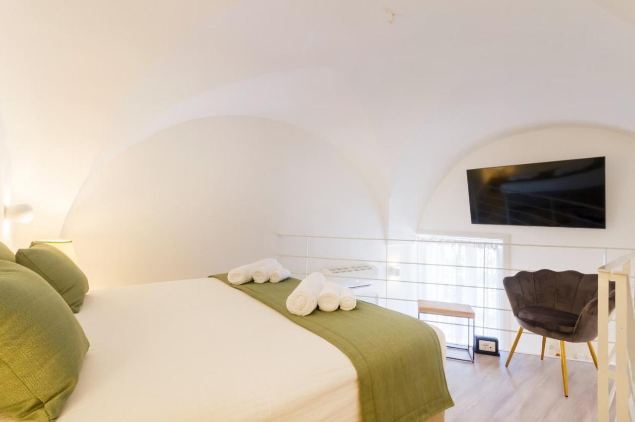Bed and Breakfast ReLuxe Private Wellness Lecce Esterno foto