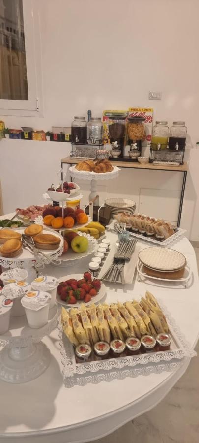 Bed and Breakfast ReLuxe Private Wellness Lecce Esterno foto