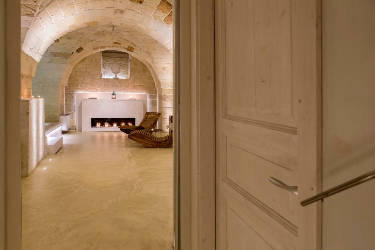 Bed and Breakfast ReLuxe Private Wellness Lecce Esterno foto